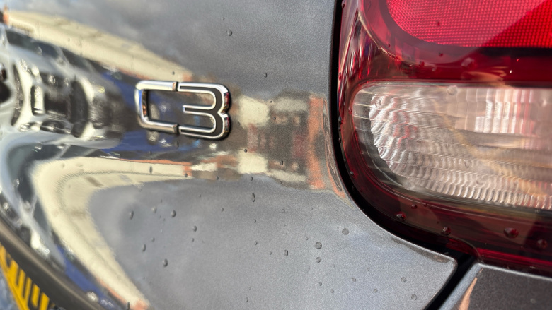 Citroen C3 1.2 PureTech 110 Plus 5dr EAT6 Petrol Hatchback